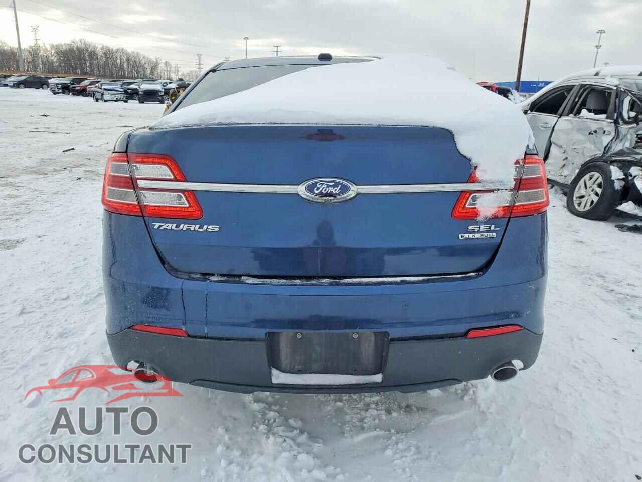 FORD TAURUS 2016 - 1FAHP2E88GG115607