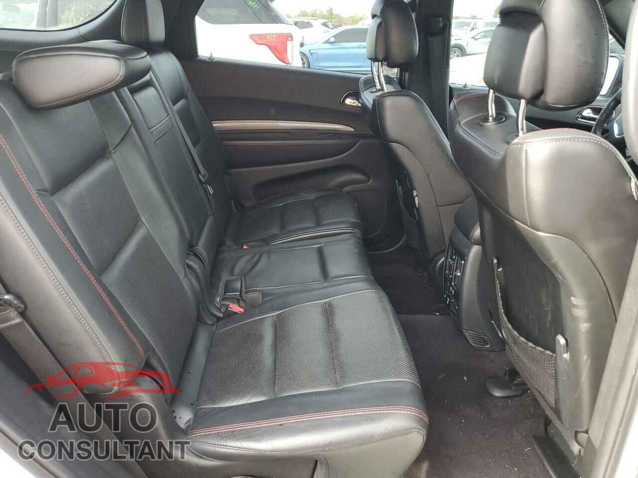 DODGE DURANGO 2018 - 1C4SDJCT5JC345565