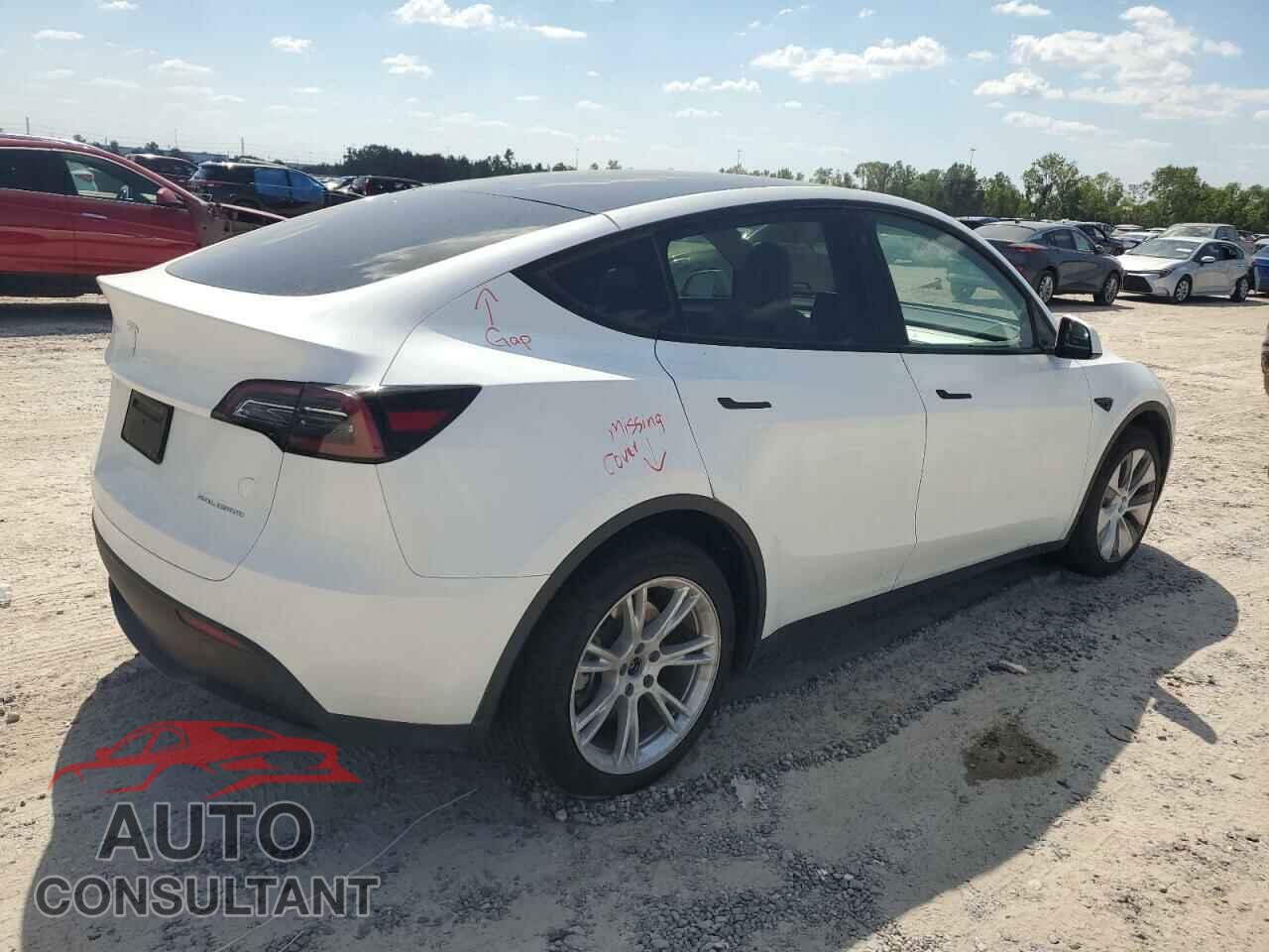 TESLA MODEL Y 2023 - 7SAYGDEE2PA130903