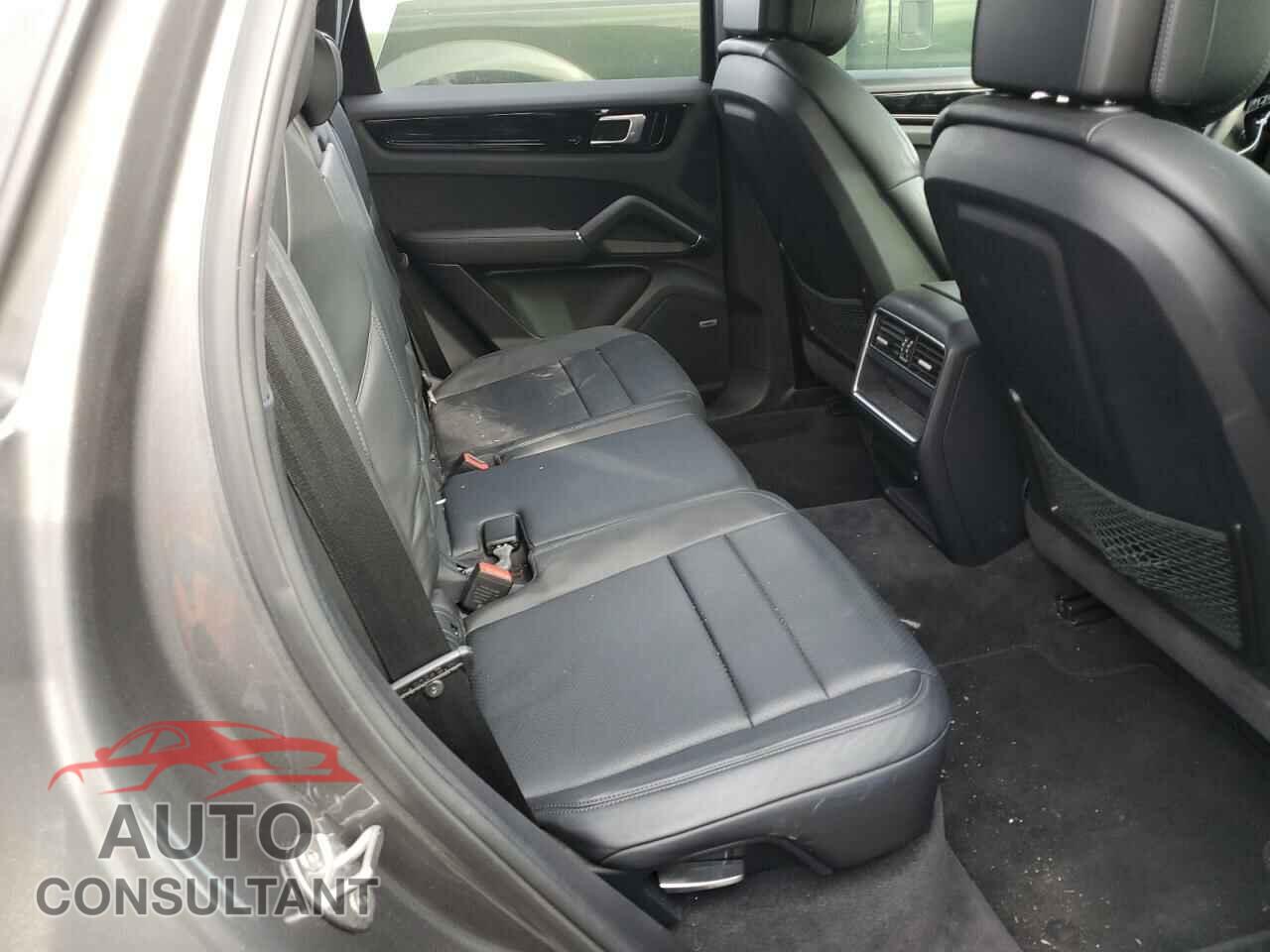 PORSCHE CAYENNE 2019 - WP1AA2AY9KDA16242