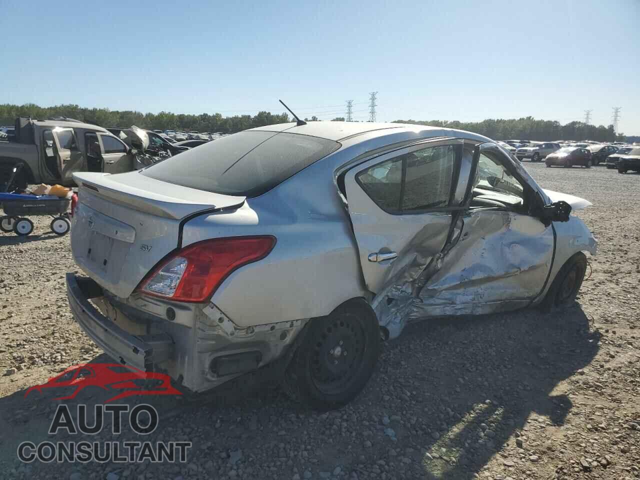 NISSAN VERSA 2019 - 3N1CN7AP3KL839314