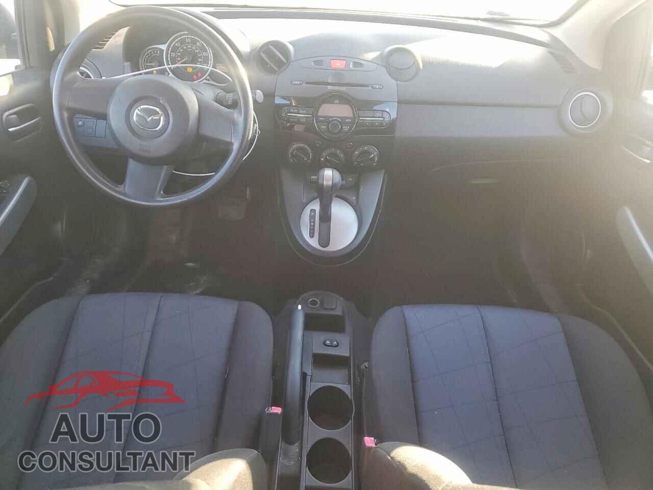 MAZDA 2 2012 - JM1DE1KZ2C0143329
