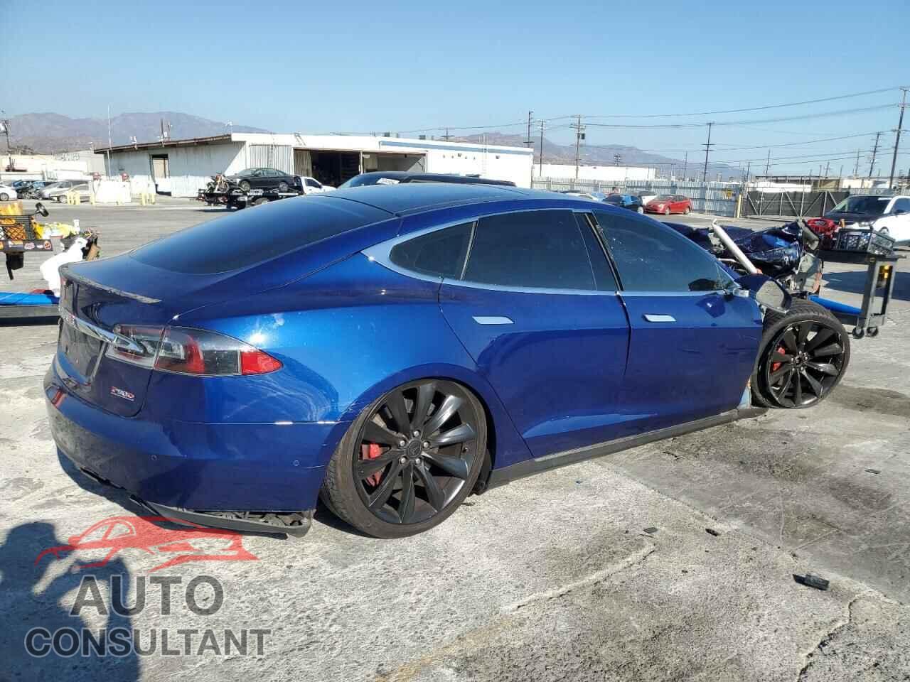 TESLA MODEL S 2016 - 5YJSA1E48GF120597