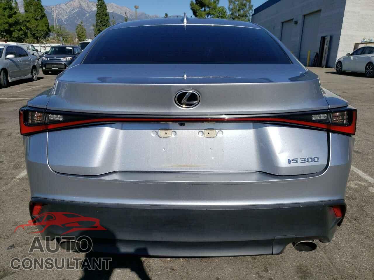 LEXUS IS 2021 - JTHAA1D29M5112404