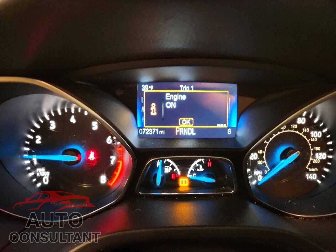 FORD FOCUS 2015 - 1FADP3F21FL309092