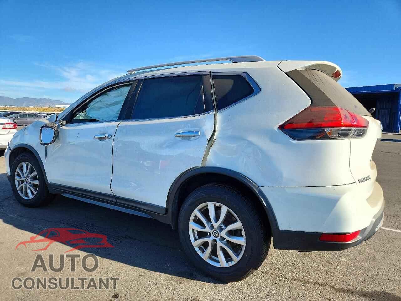 NISSAN ROGUE 2017 - KNMAT2MT1HP548085