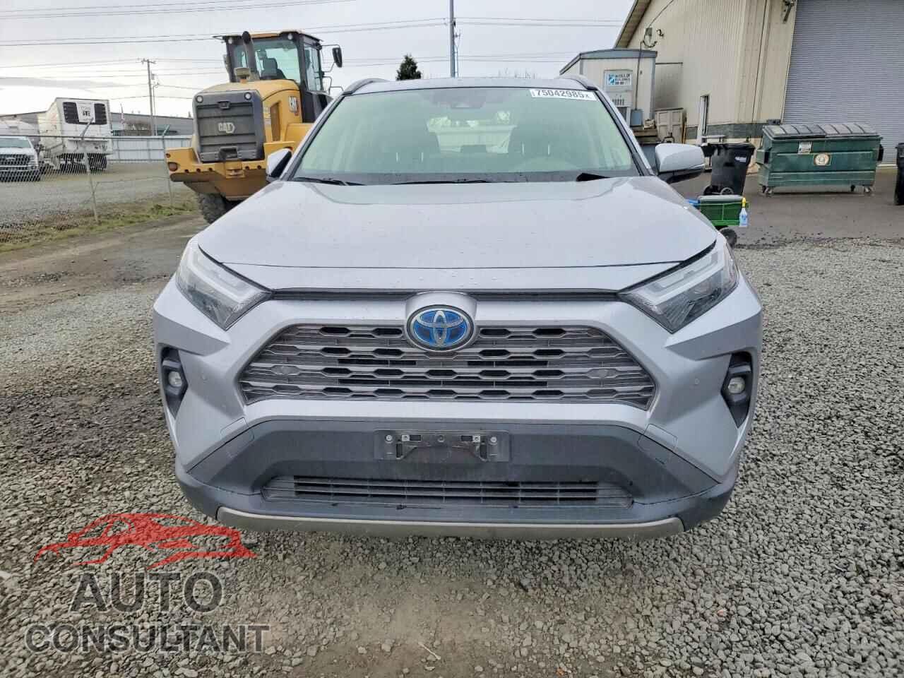 TOYOTA RAV4 2023 - JTMD6RFV4PD100824