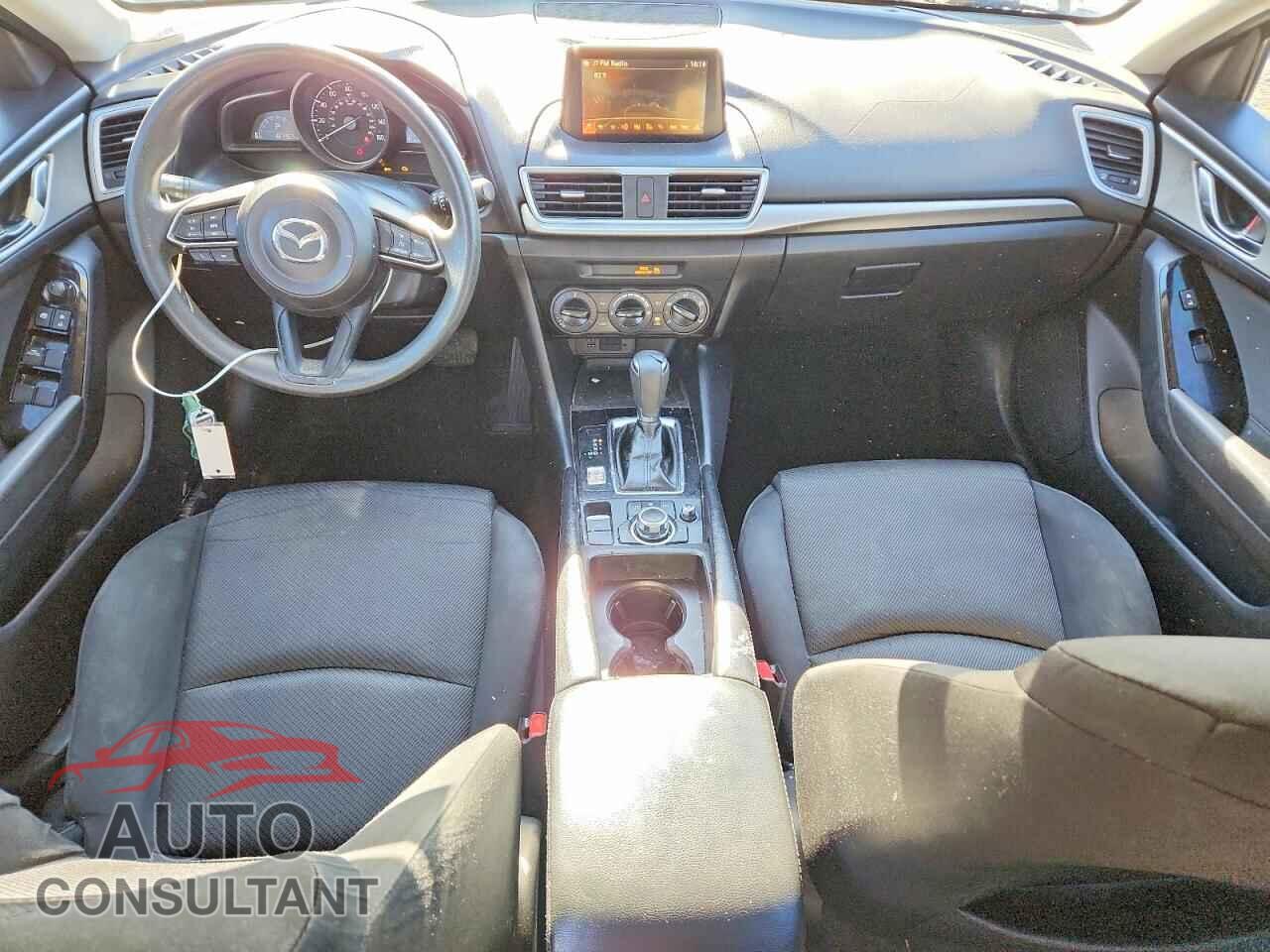 MAZDA 3 2017 - 3MZBN1U70HM153684