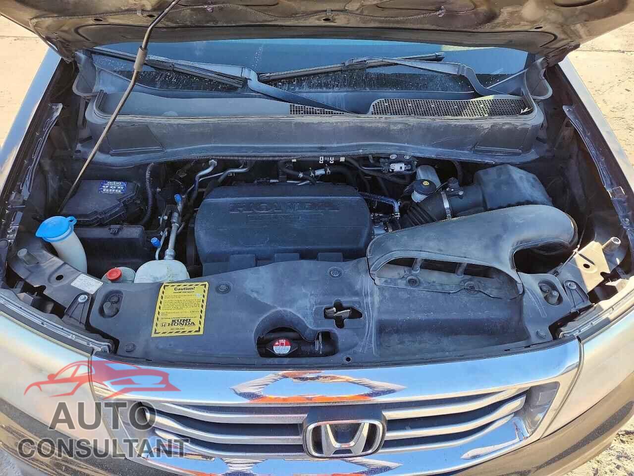 HONDA PILOT 2013 - 5FNYF4H75DB001095