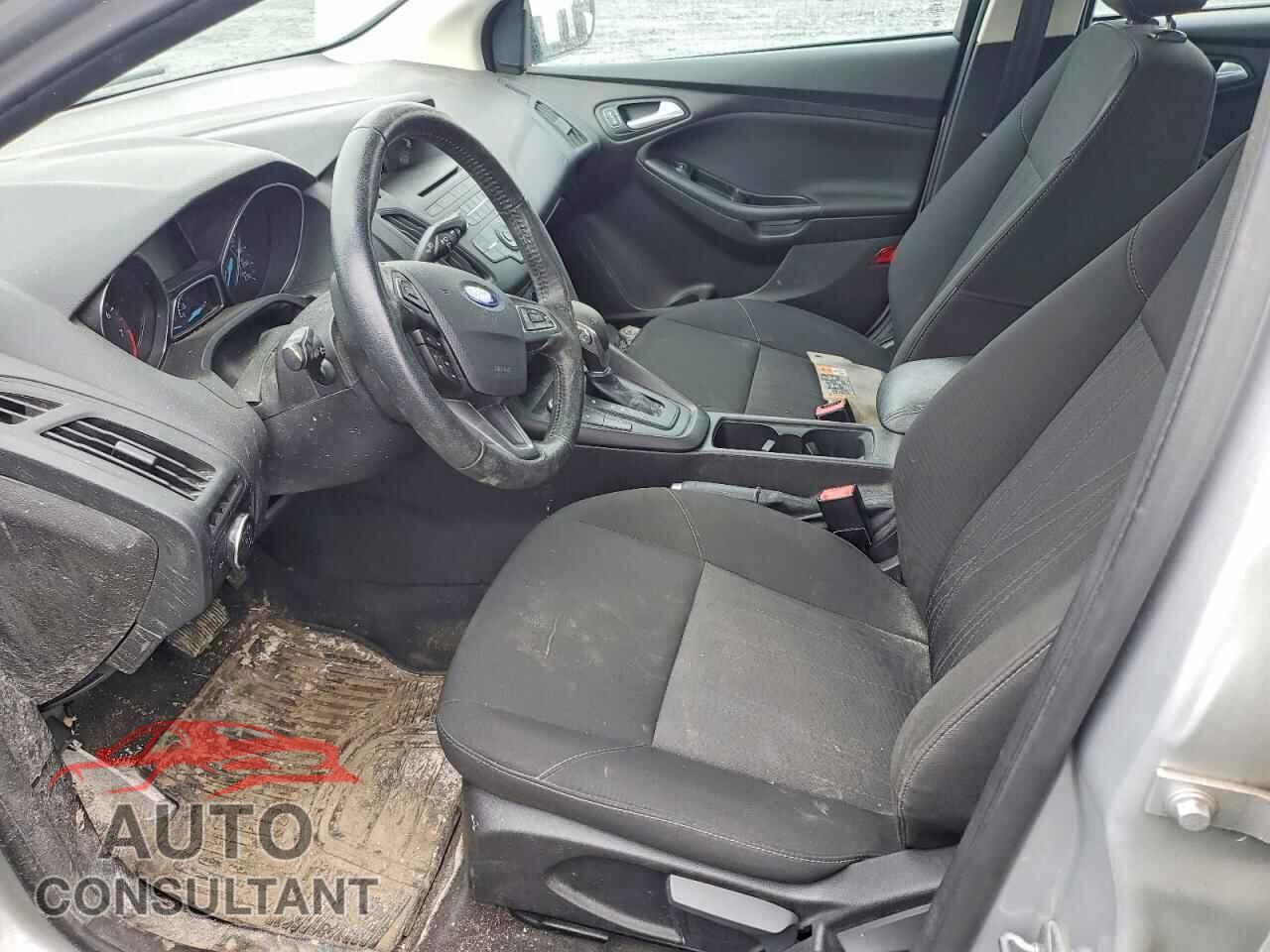 FORD FOCUS 2017 - 1FADP3F26HL255730