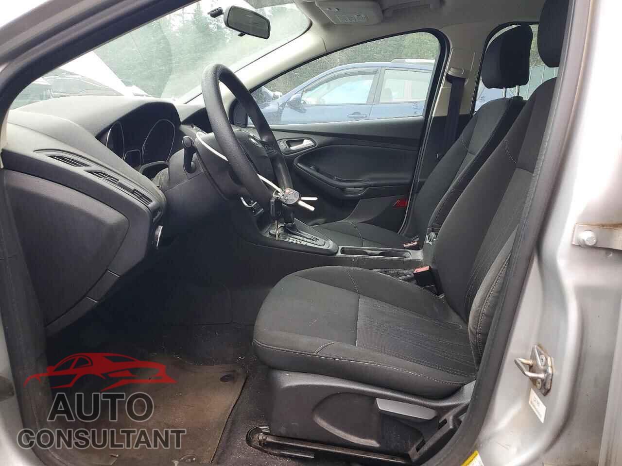 FORD FOCUS 2016 - 1FADP3F23GL282818