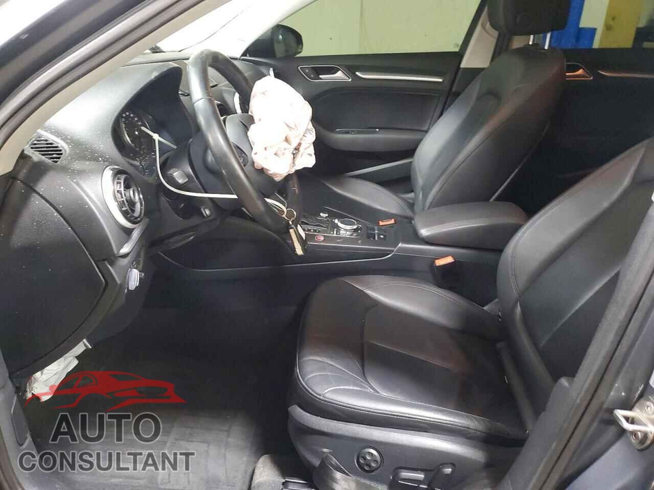 AUDI A3 2015 - WAUEFGFF7F1009870