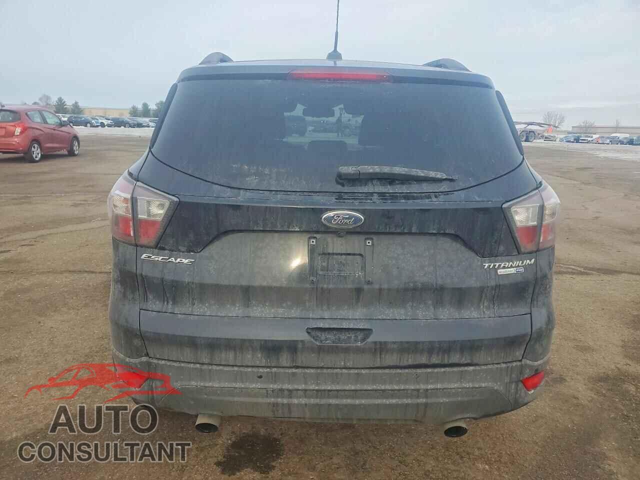FORD ESCAPE 2017 - 1FMCU9J95HUB32089