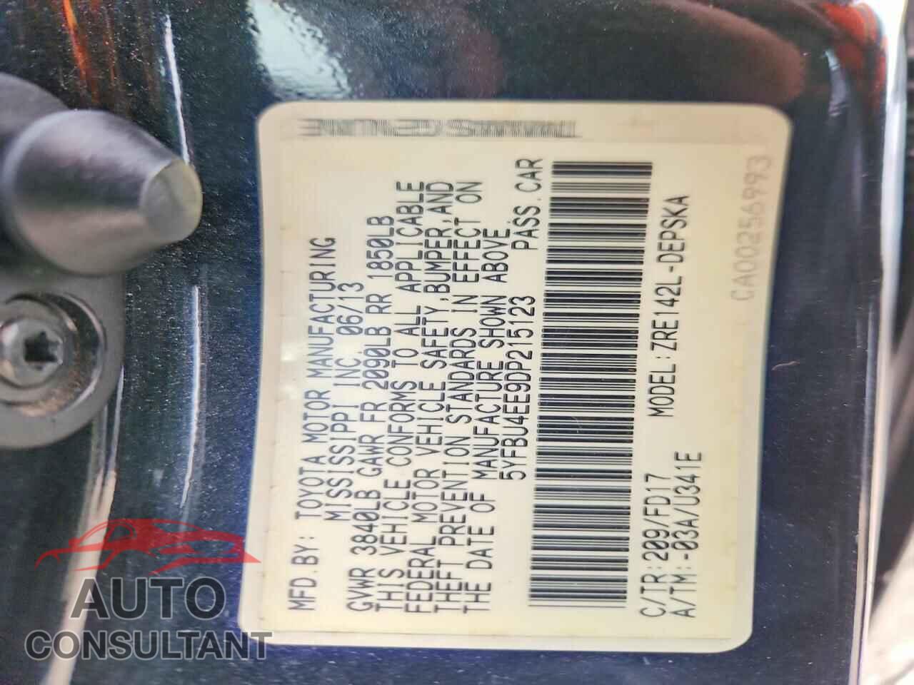 TOYOTA COROLLA 2013 - 5YFBU4EE9DP215123