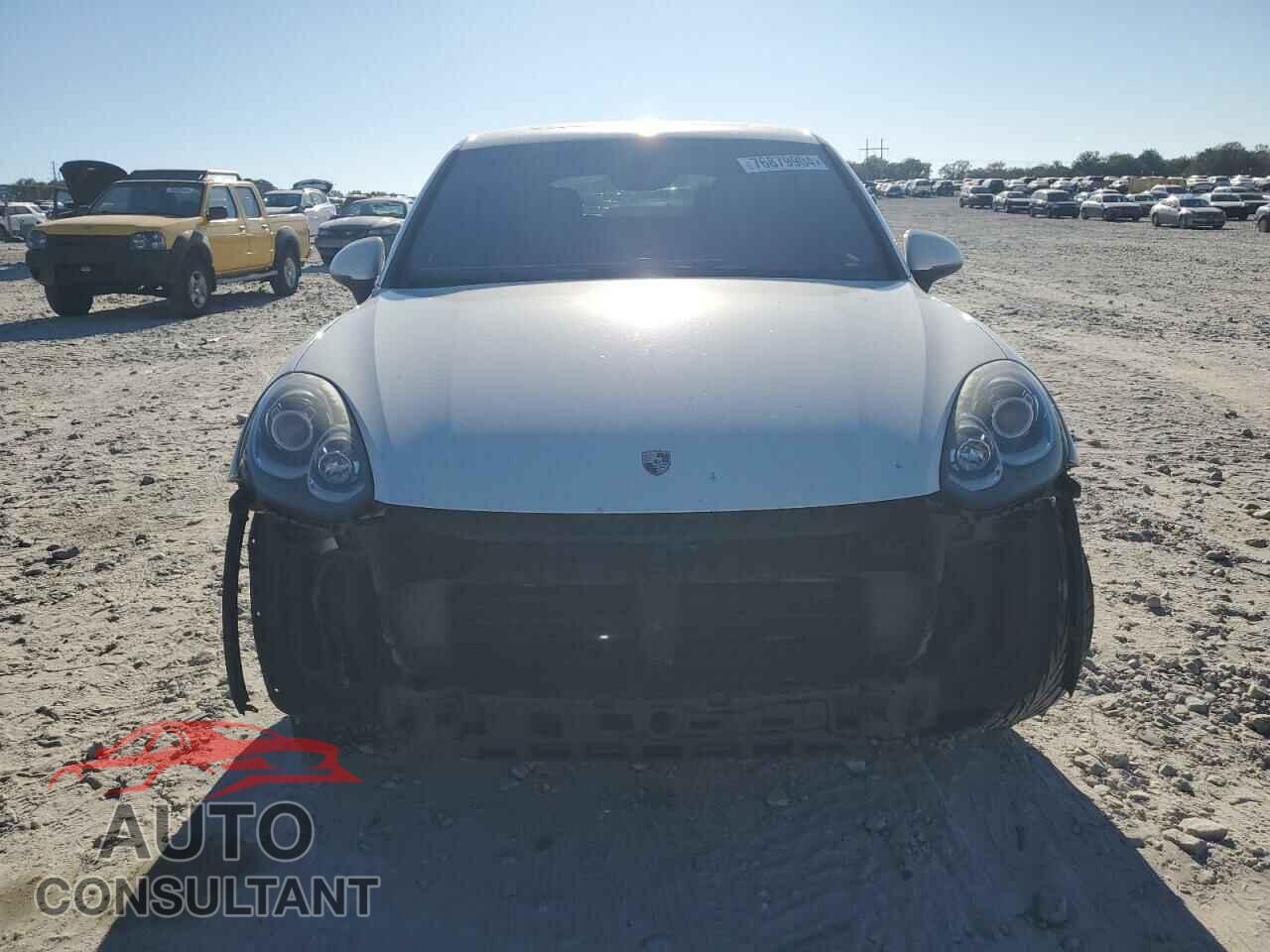 PORSCHE CAYENNE 2016 - WP1AA2A20GLA01427