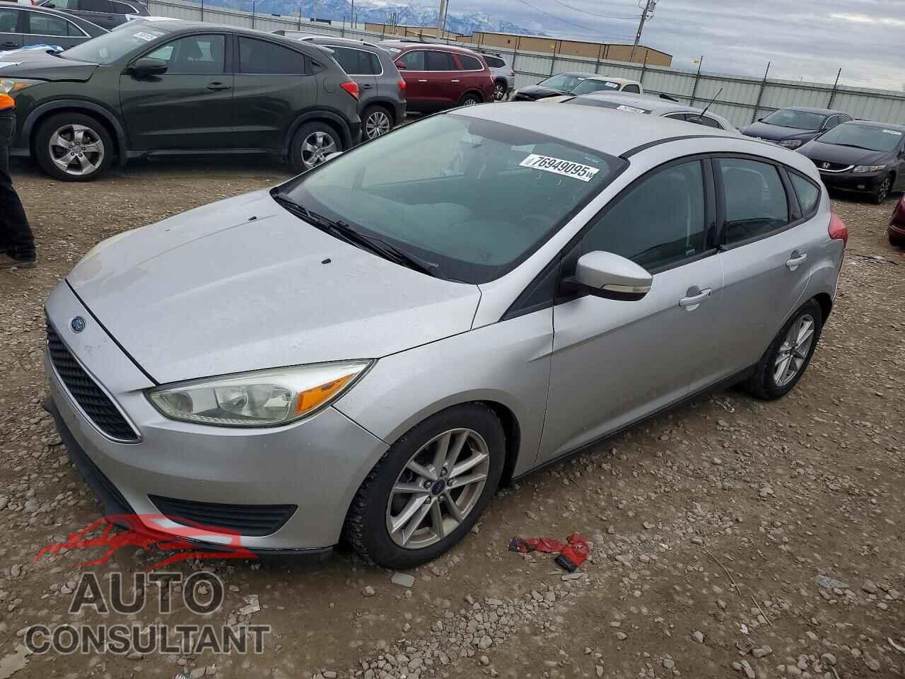 FORD FOCUS 2016 - 1FADP3K29GL268900