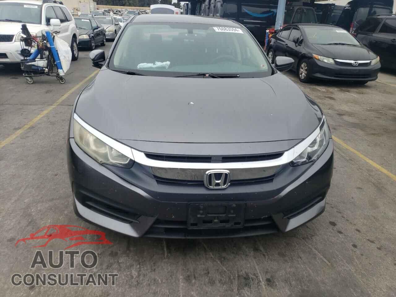 HONDA CIVIC 2017 - 19XFC2F55HE204361