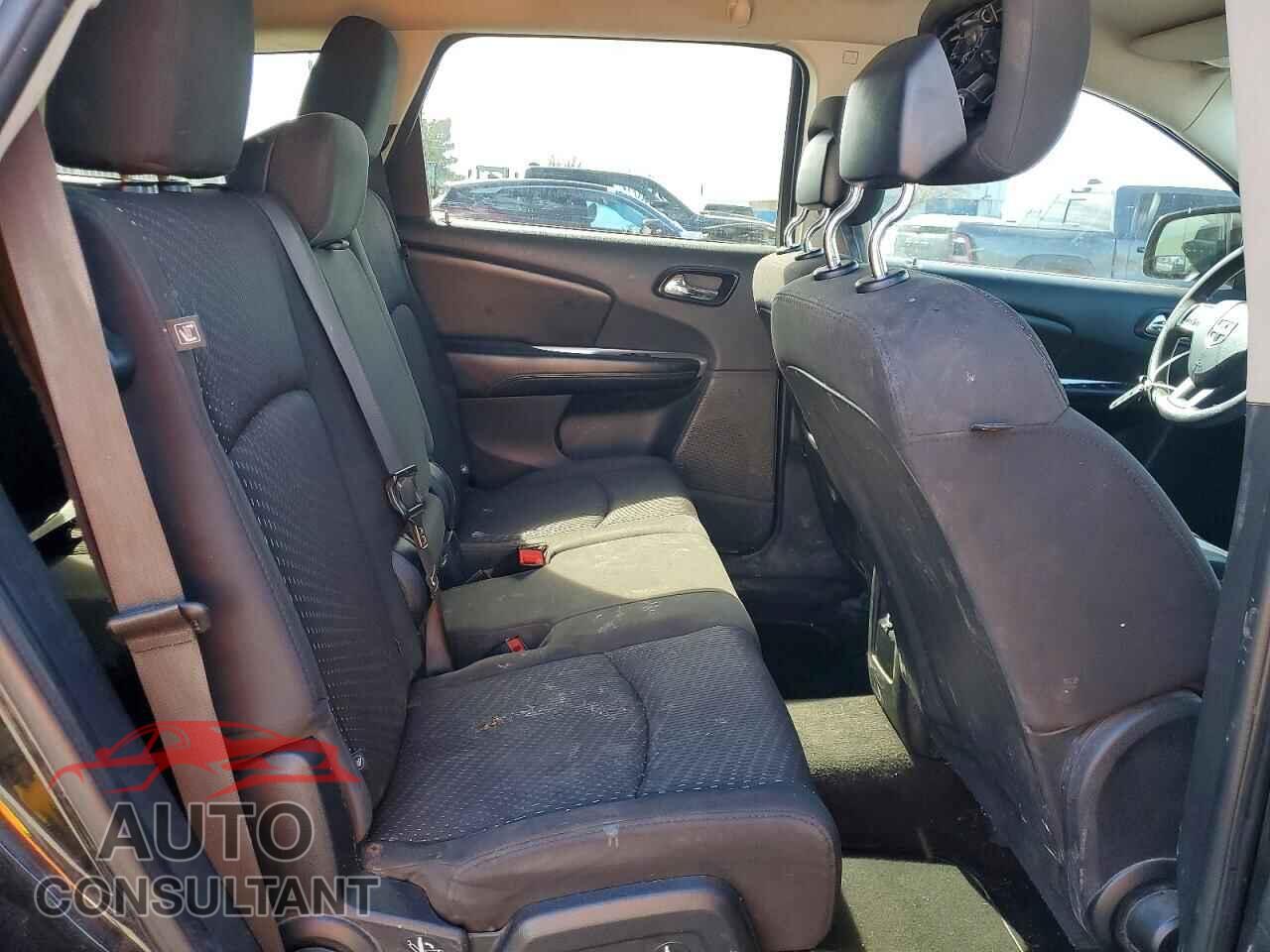 DODGE JOURNEY 2017 - 3C4PDCBG7HT534495