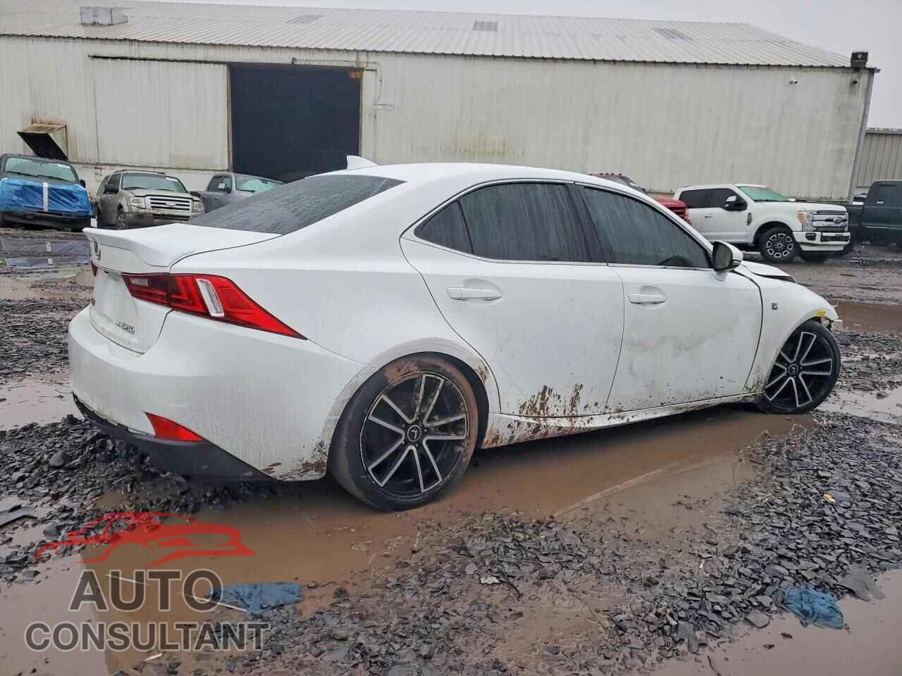 LEXUS IS 2015 - JTHCF1D22F5021729
