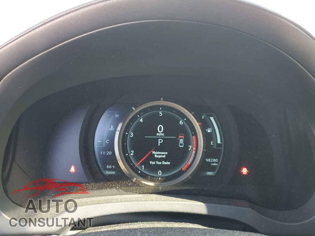 LEXUS IS 2017 - JTHBE1D24H5028568