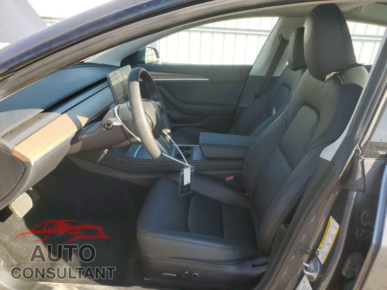 TESLA MODEL 3 2023 - 5YJ3E1EAXPF496846