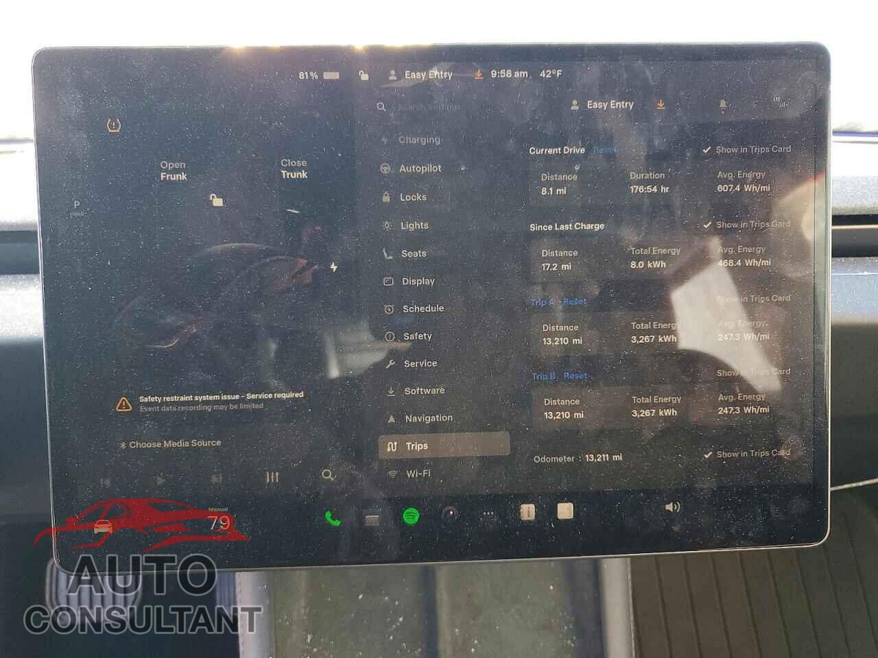 TESLA MODEL 3 2025 - 5YJ3E1EA2SF916236