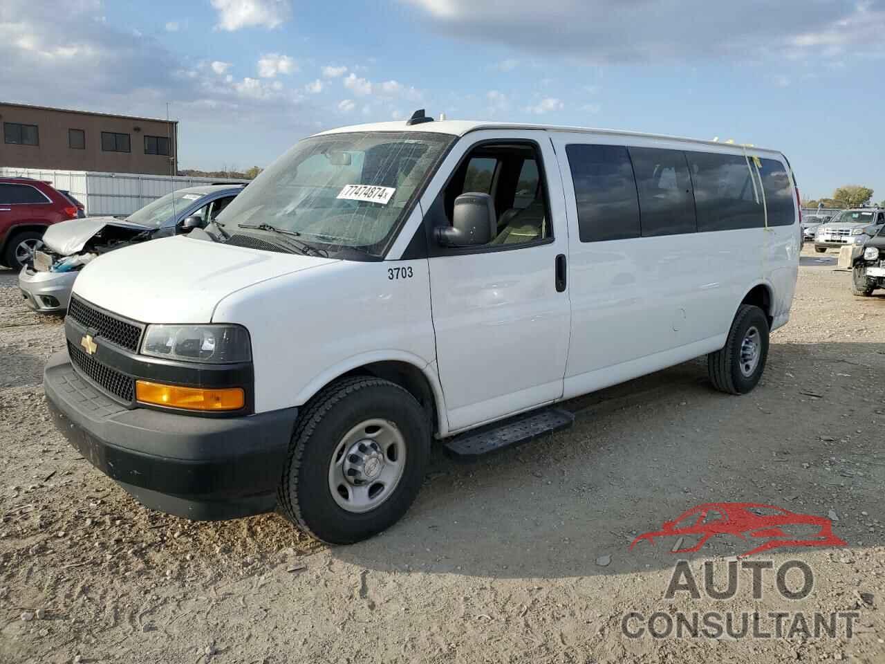 CHEVROLET EXPRESS 2019 - 1GAZGNFG1K1363143