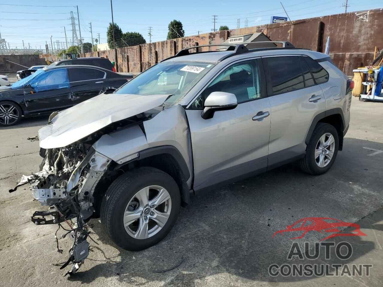 TOYOTA RAV4 2019 - 2T3W1RFVXKC017659