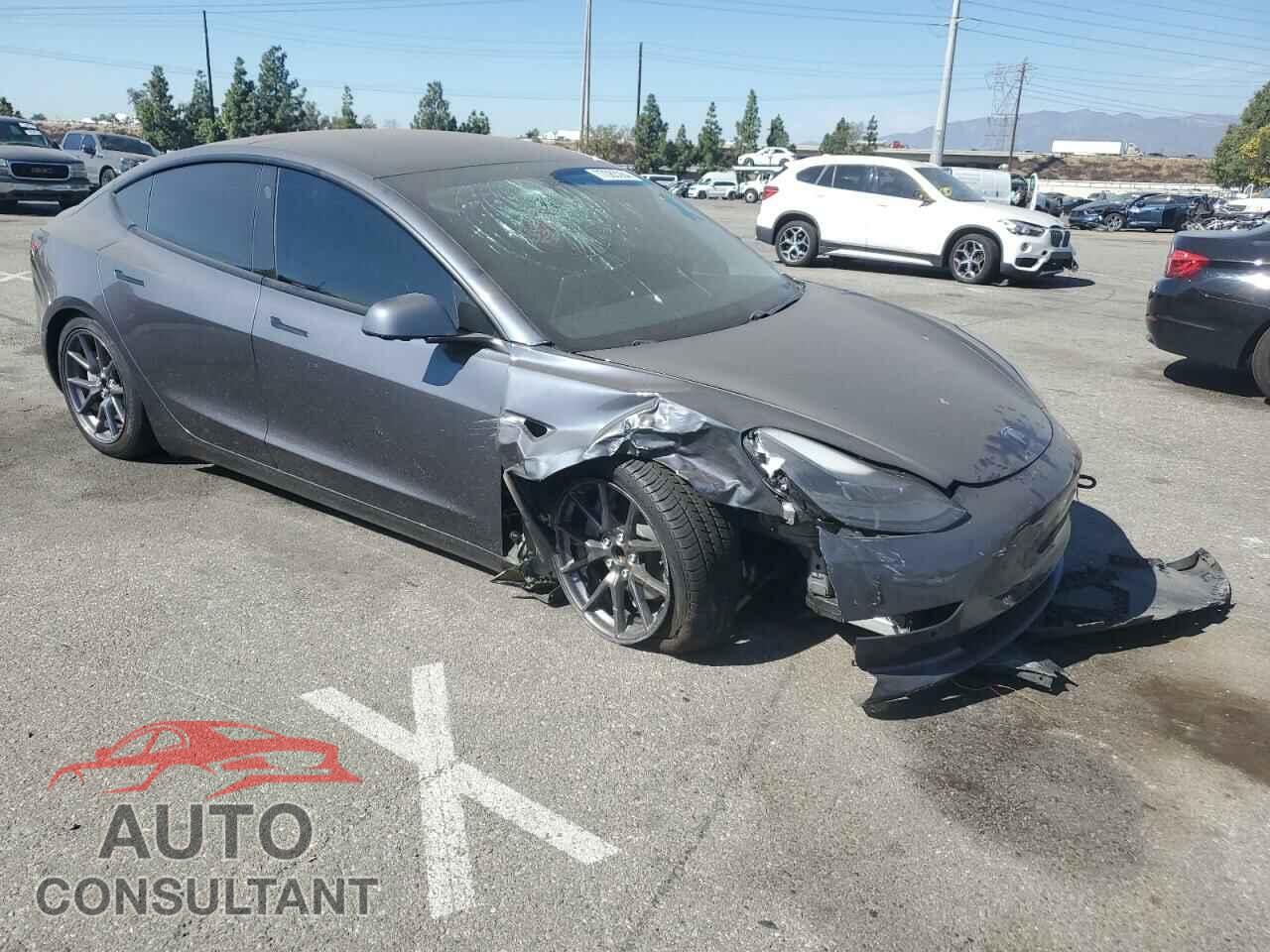 TESLA MODEL 3 2021 - 5YJ3E1EA5MF867570