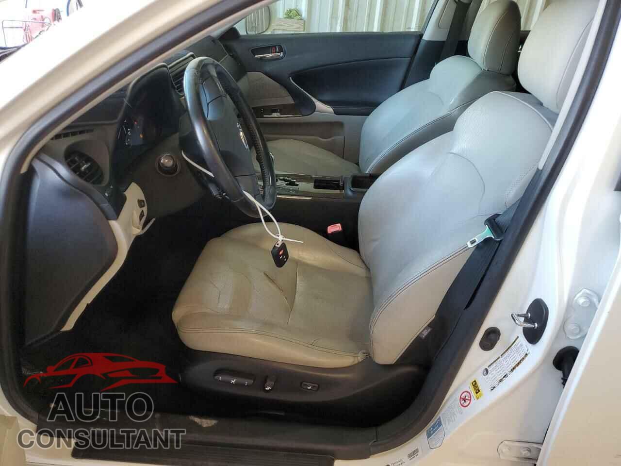 LEXUS IS 2010 - JTHBF5C27A5107843