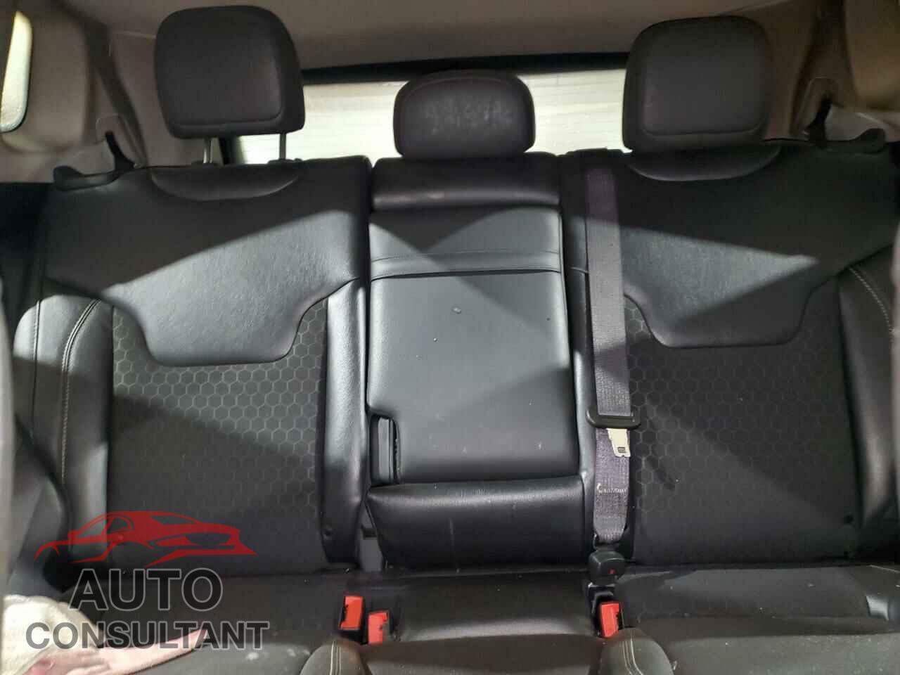 JEEP COMPASS 2020 - 3C4NJDBB8LT117535