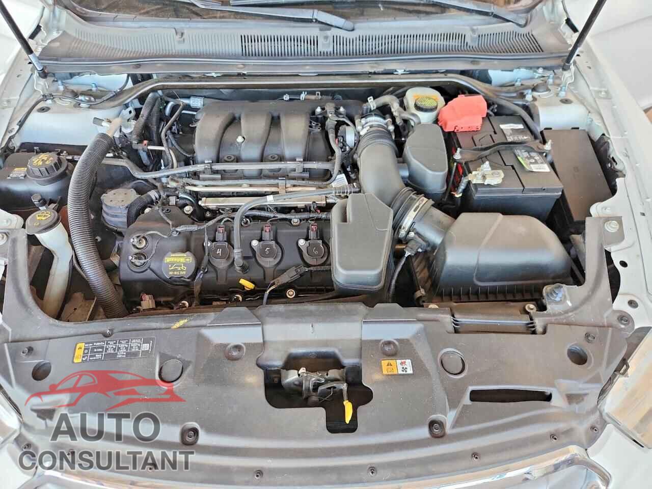 FORD TAURUS 2013 - 1FAHP2E82DG192839