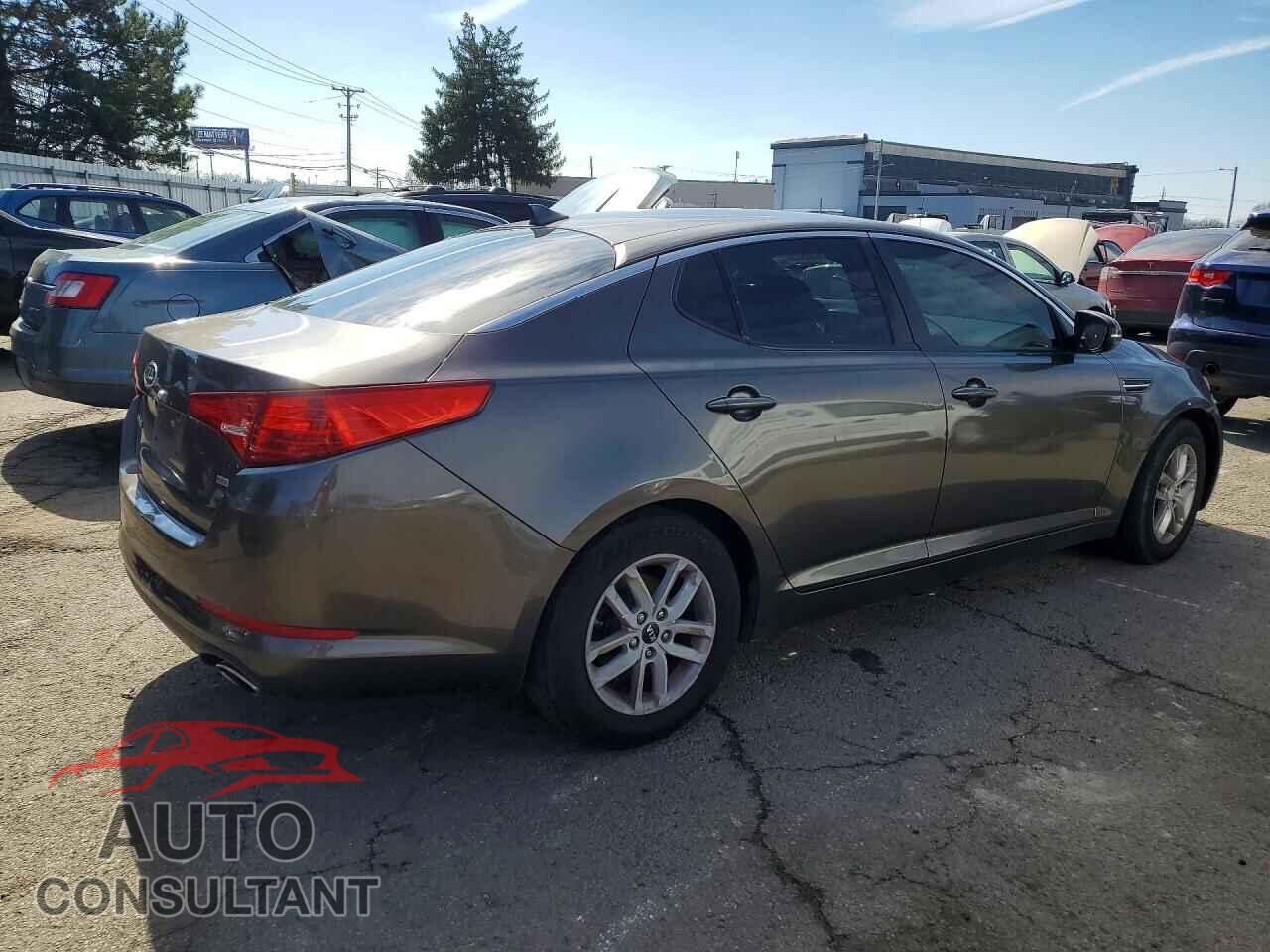KIA OPTIMA 2011 - KNAGM4A78B5149264