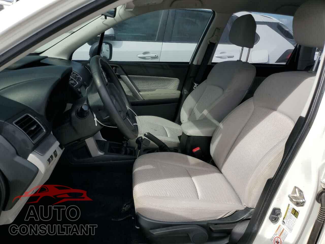 SUBARU FORESTER 2018 - JF2SJAAC4JG577306