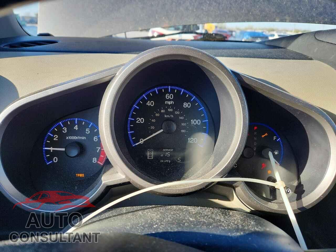 HONDA ELEMENT 2011 - 5J6YH2H75BL000368
