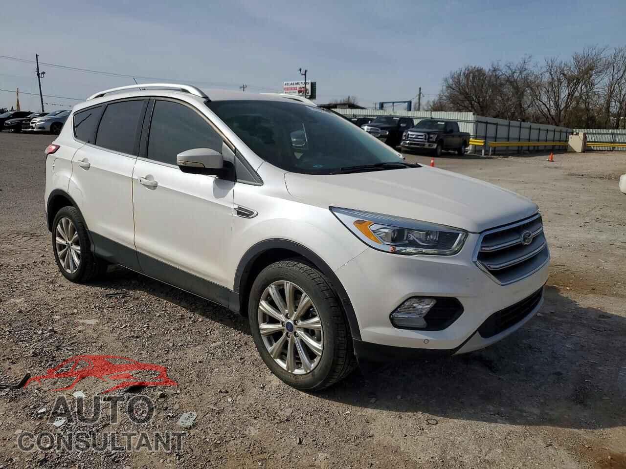 FORD ESCAPE 2017 - 1FMCU9J99HUE35120