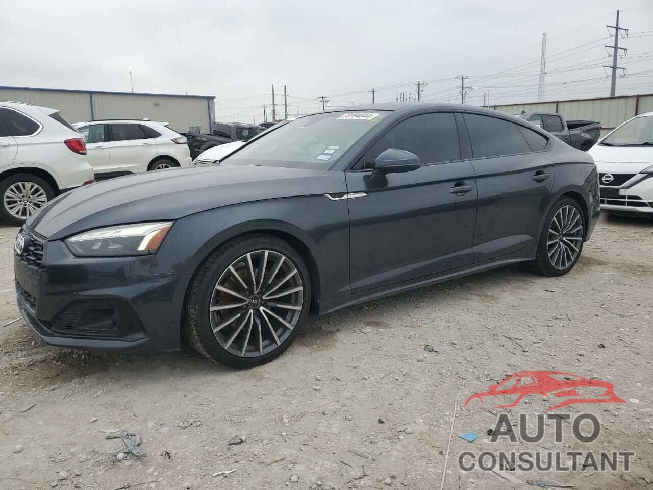 AUDI A5 2022 - WAUCBCF55NA011702