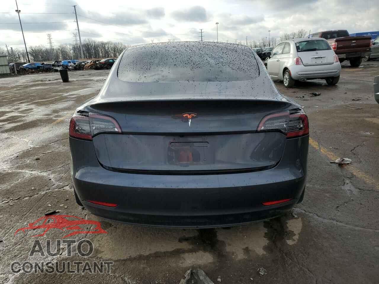 TESLA MODEL 3 2018 - 5YJ3E1EB7JF094041