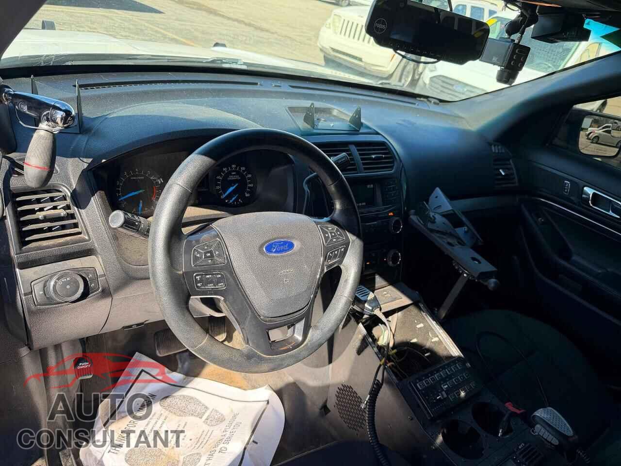 FORD EXPLORER 2018 - 1FM5K8ARXJGA89902