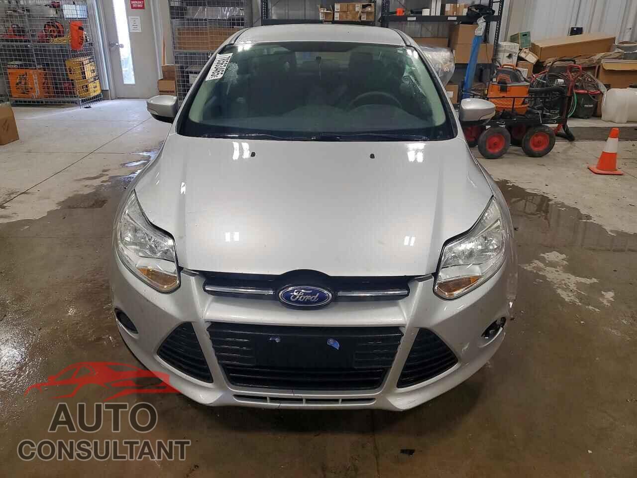 FORD FOCUS 2013 - 1FADP3F26DL260825