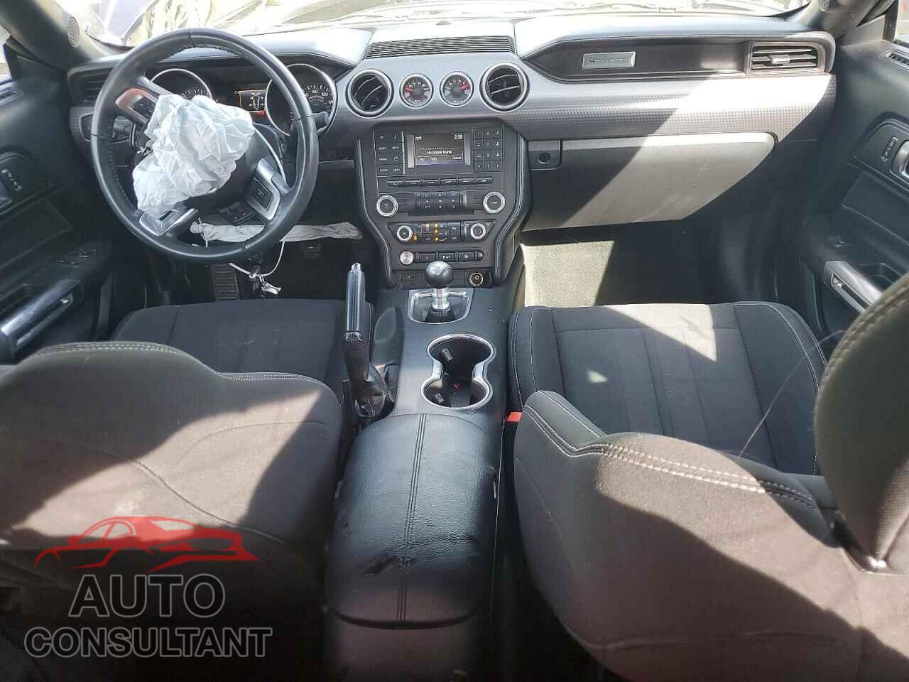 FORD MUSTANG 2018 - 1FA6P8CF6J5117533