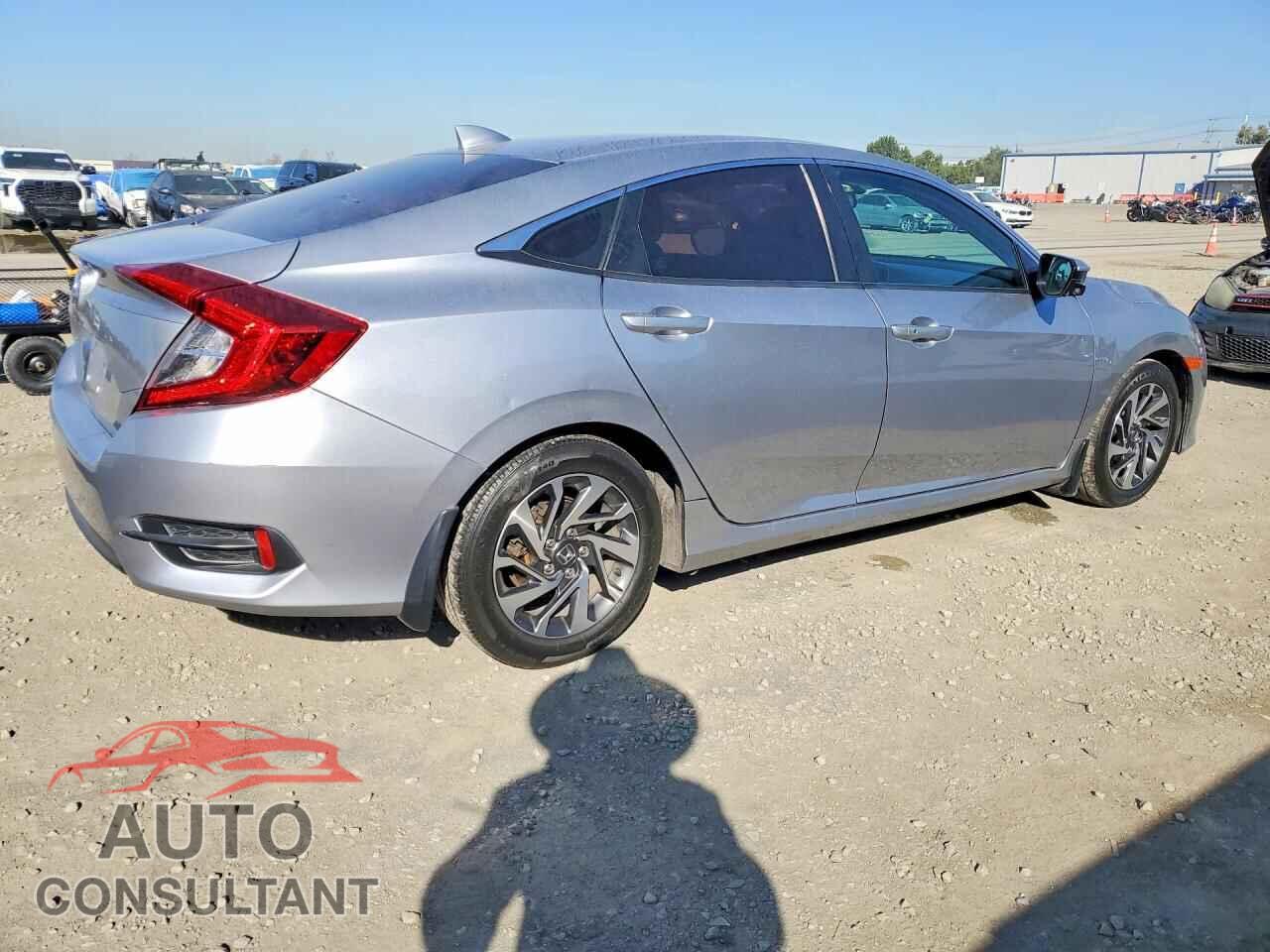 HONDA CIVIC 2017 - 19XFC2F73HE212752
