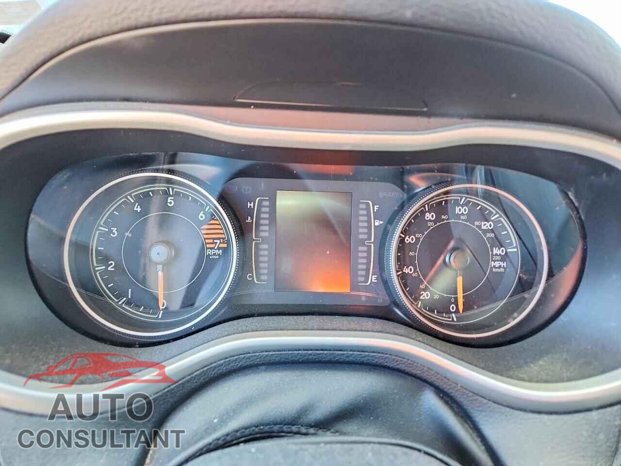 JEEP GRAND CHER 2018 - 1C4PJLLB9JD512117
