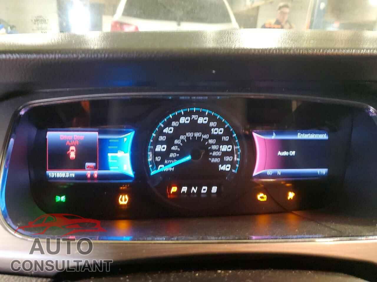 FORD TAURUS 2013 - 1FAHP2E87DG121975