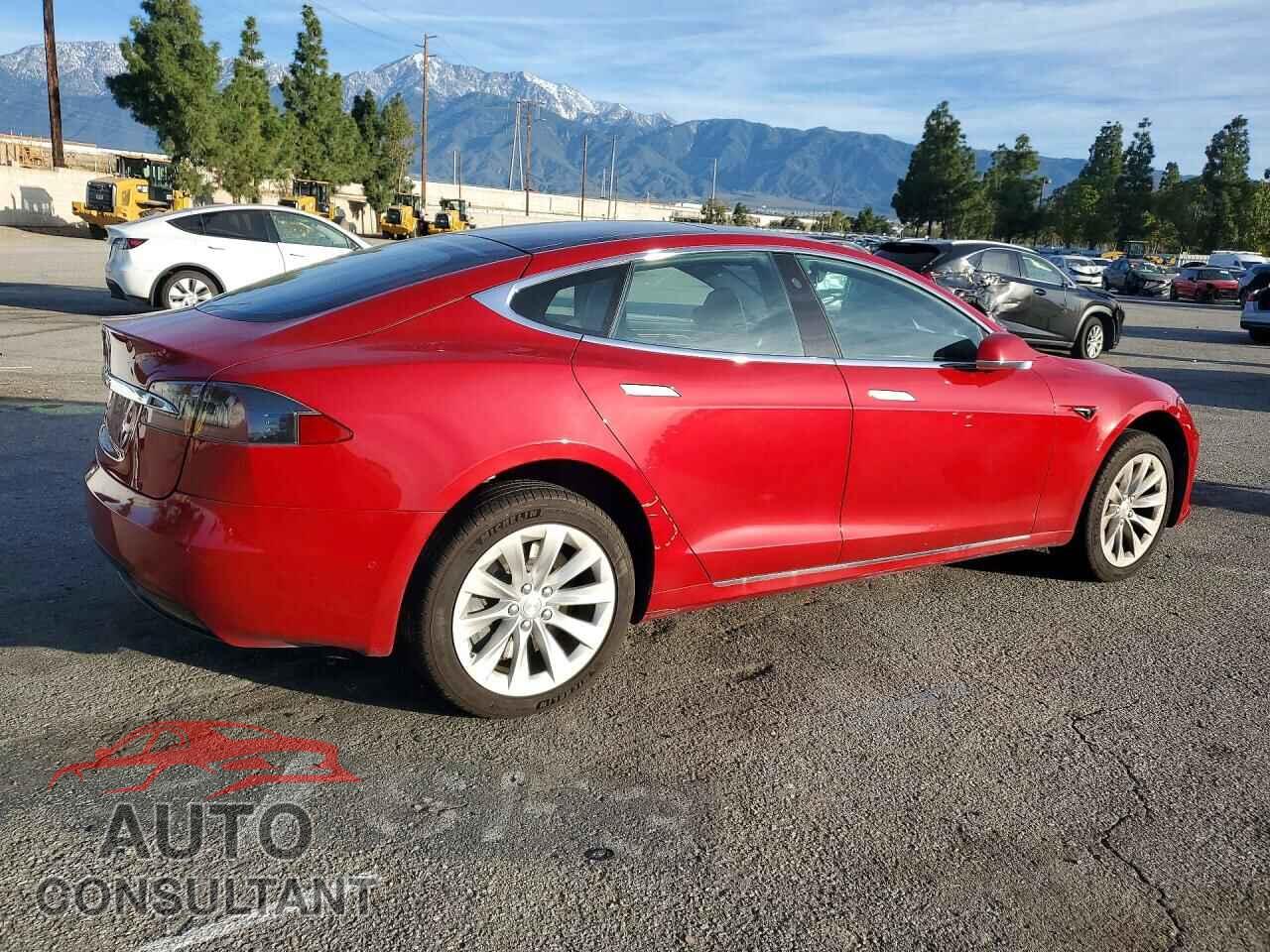 TESLA MODEL S 2018 - 5YJSA1E28JF262664