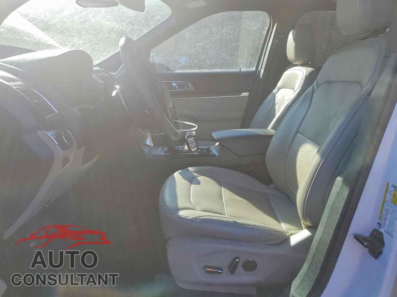FORD EXPLORER 2018 - 1FM5K8F8XJGB16919
