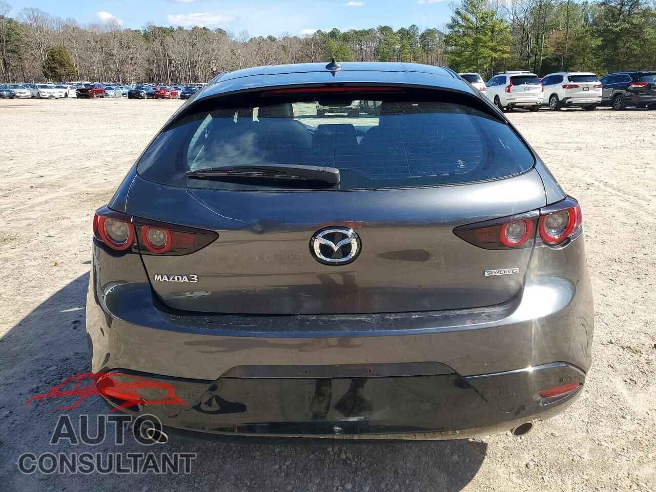 MAZDA 3 2021 - JM1BPAML6M1301144