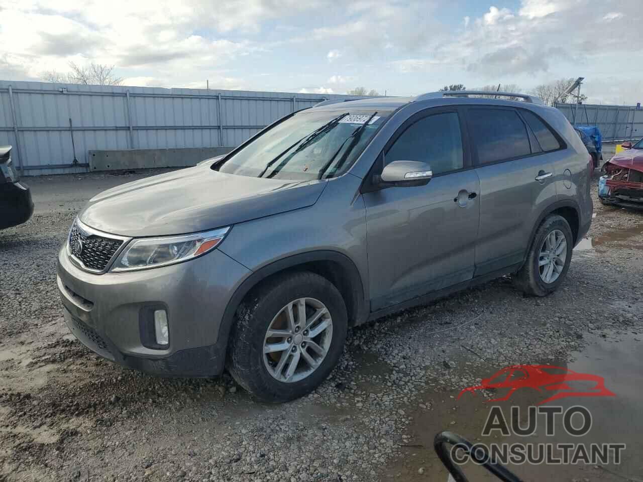 KIA SORENTO 2015 - 5XYKT4A64FG649135