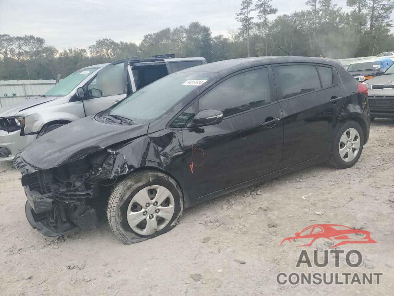 KIA FORTE 2017 - KNAFK5A81H5687975