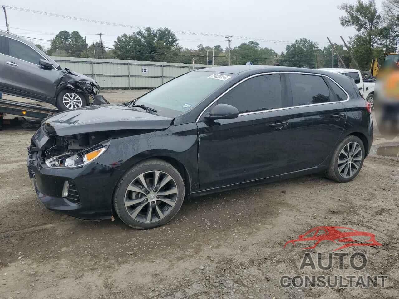 HYUNDAI ELANTRA 2018 - KMHH35LE4JU063204